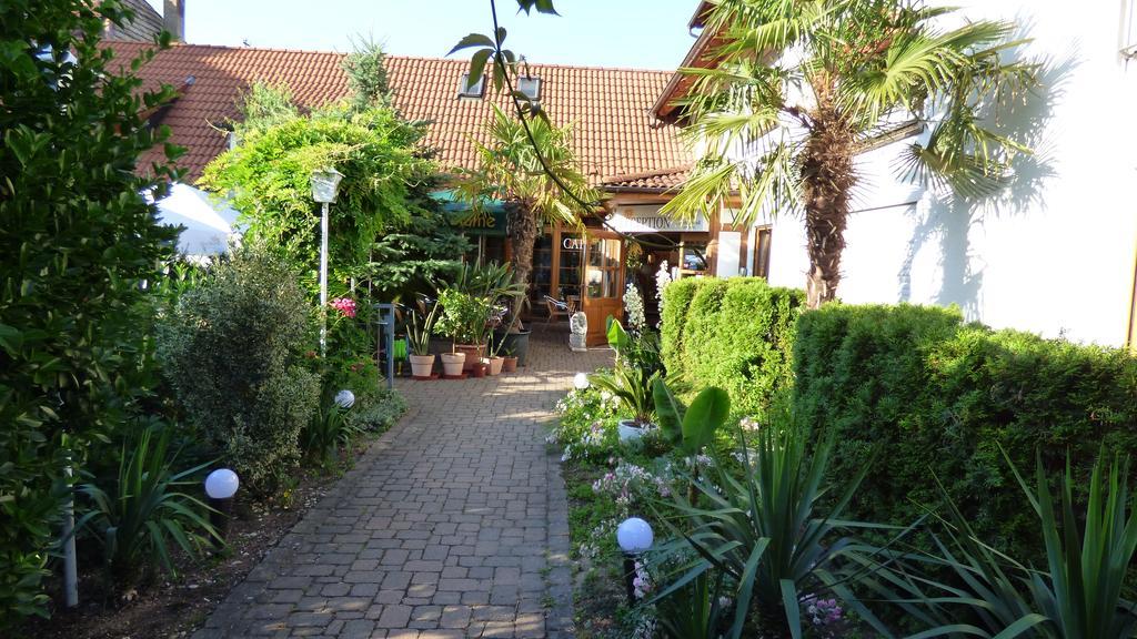 Hotel Blume Фрайбург Екстериор снимка
